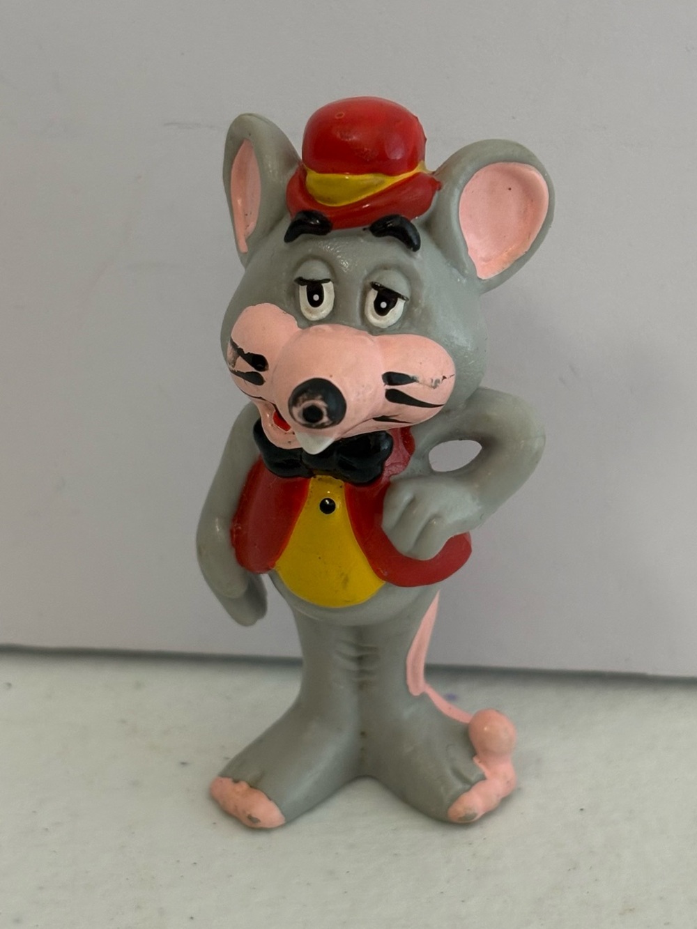 Chuck E Cheese Showbiz Pizza Time Toy  Vintage 1985 Miniature PVC Figure